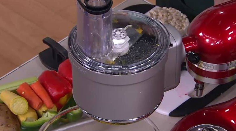 how to use kitchenaid food processor attachment